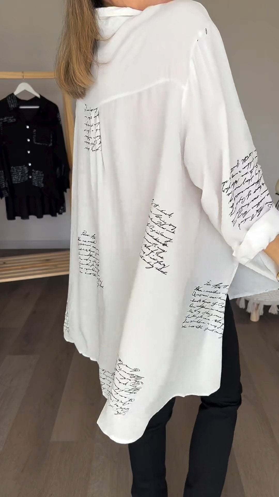 Carla™ | Koszula z ręcznie pisanym wzorem